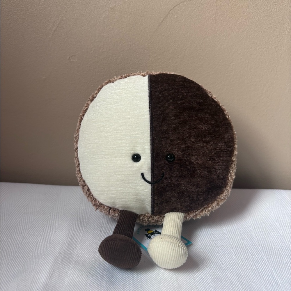 Jellycat Nibblechip Black and White Cookie NYC FAO EXCLUSIVE Jellycat Diner